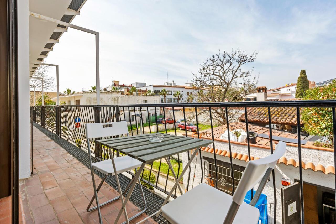 Hostal La Marina Platja d'Aro Exterior photo